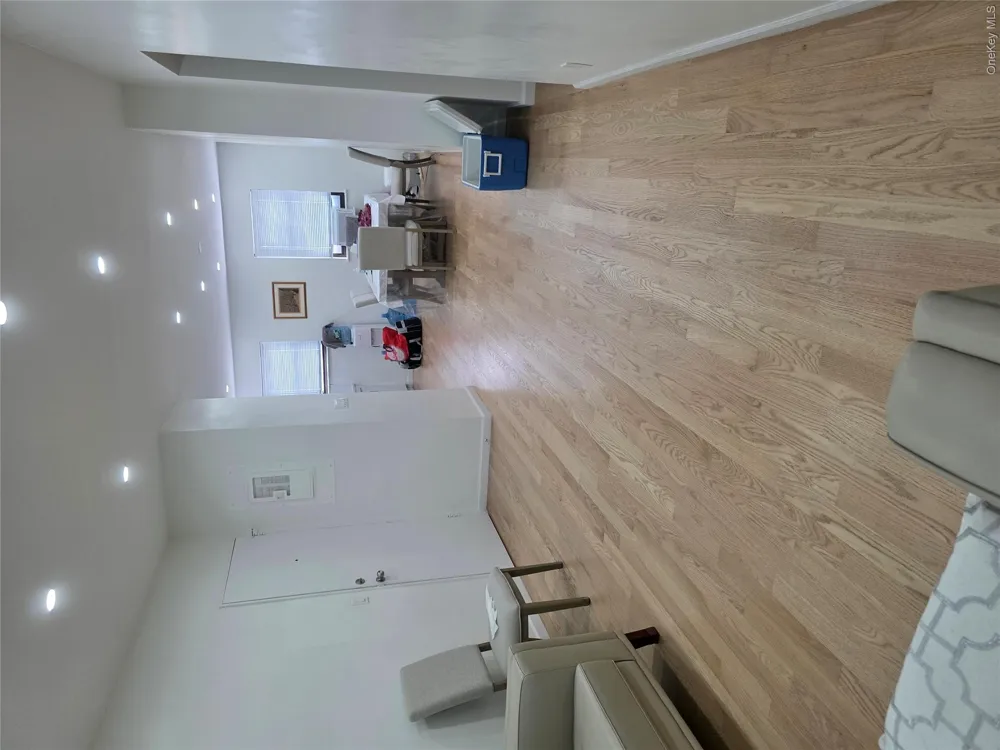 71-37 Vleigh Place #40B Kew Garden Hills, NY 11367