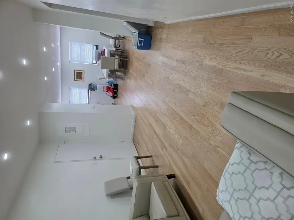71-37 Vleigh Place #40B Kew Garden Hills, NY 11367
