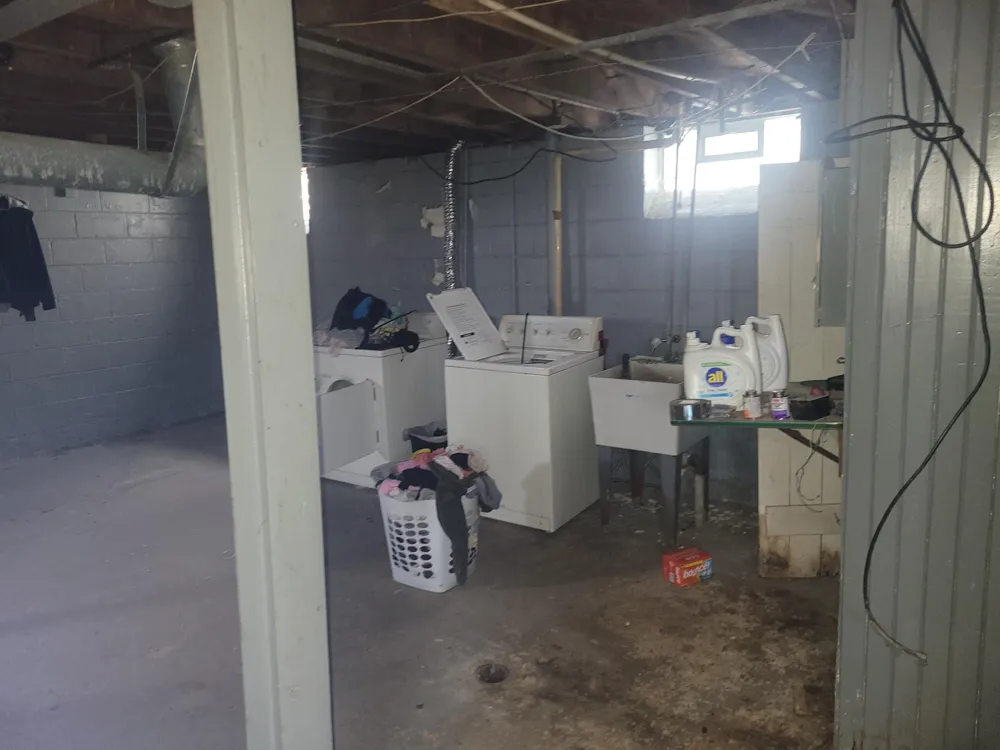 8897 Prest Street Detroit, MI 48228