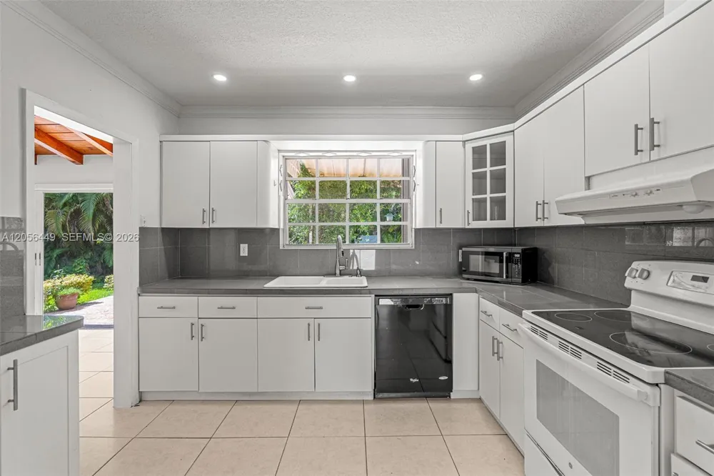 1540 Dorado Ave Coral Gables, FL 33146