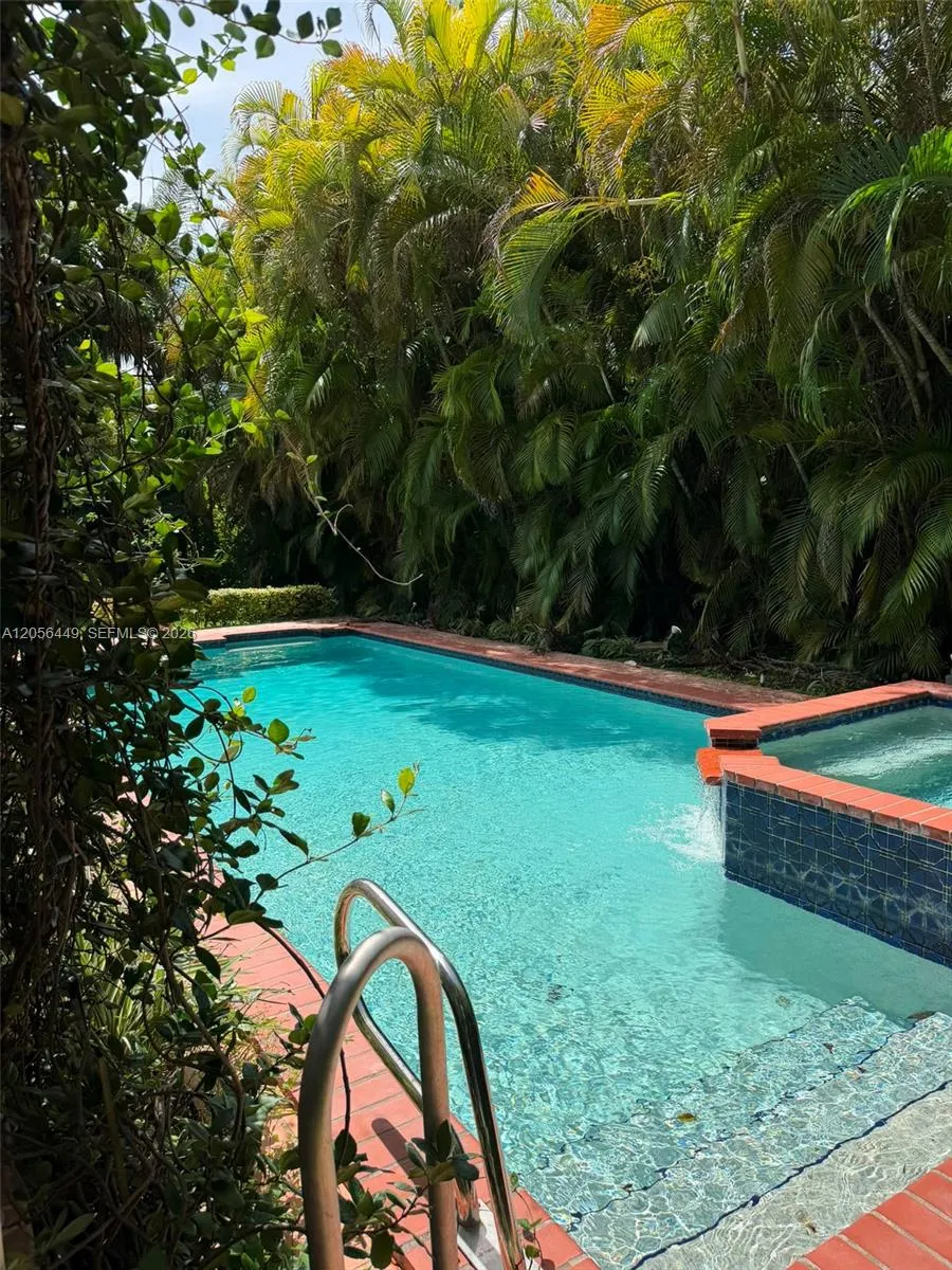 1540 Dorado Ave Coral Gables, FL 33146
