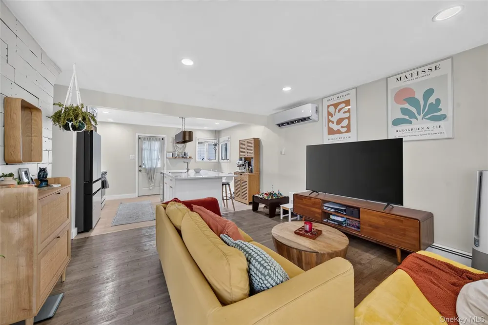 2136 Spruce Street Baldwin, NY 11510