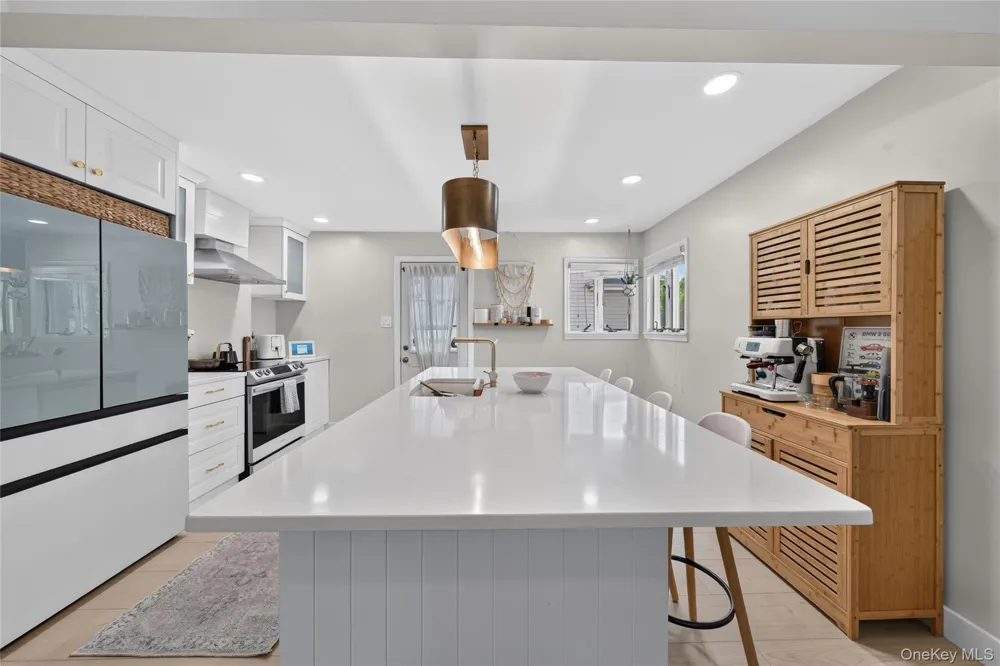 2136 Spruce Street Baldwin, NY 11510