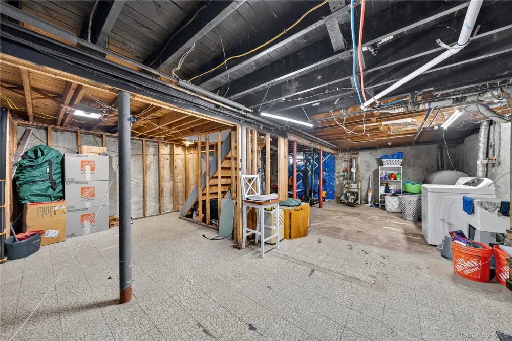 2136 Spruce Street Baldwin, NY 11510