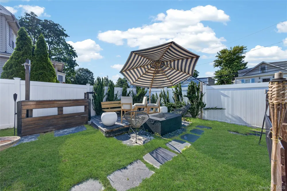 2136 Spruce Street Baldwin, NY 11510