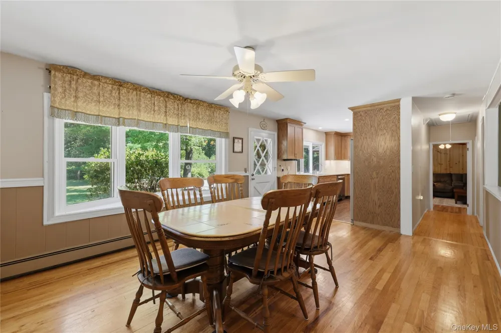 23 Leggett Road Chatham, NY 12075