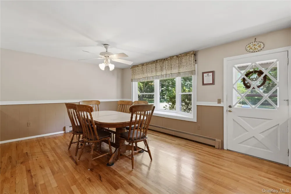 23 Leggett Road Chatham, NY 12075
