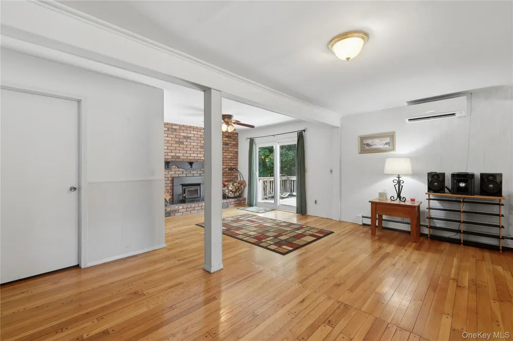 23 Leggett Road Chatham, NY 12075