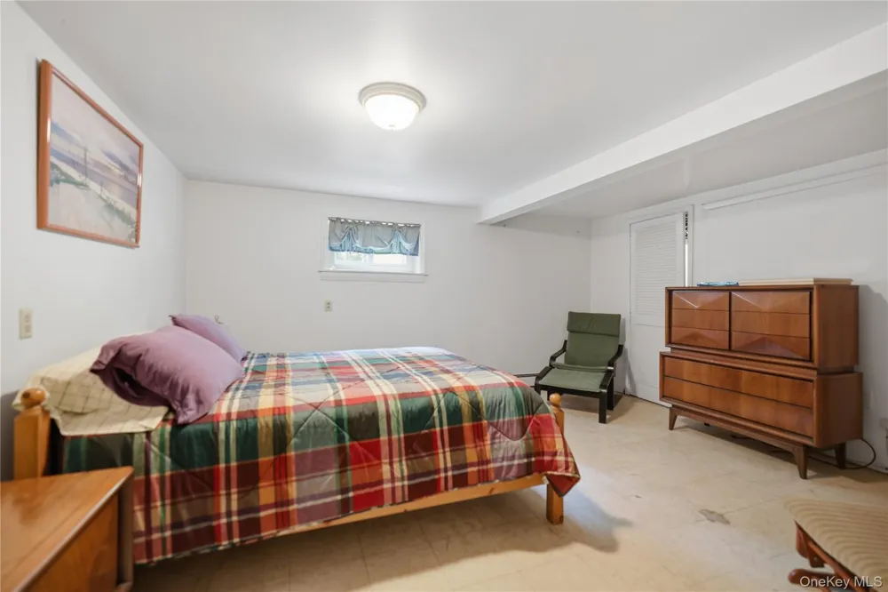 23 Leggett Road Chatham, NY 12075