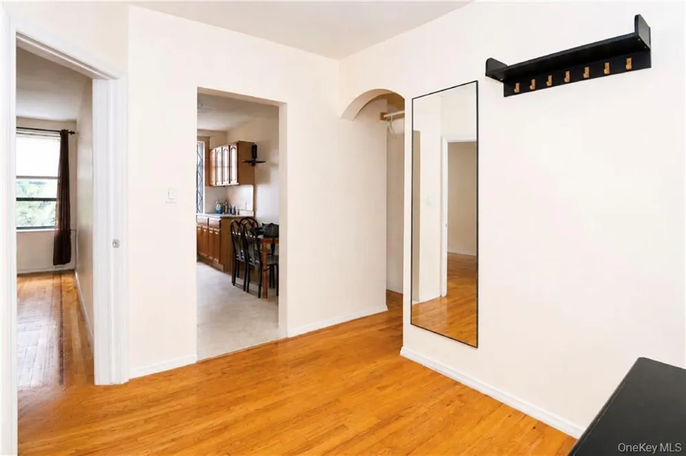 1289 E 19th Street #D4 Brooklyn, NY 11230