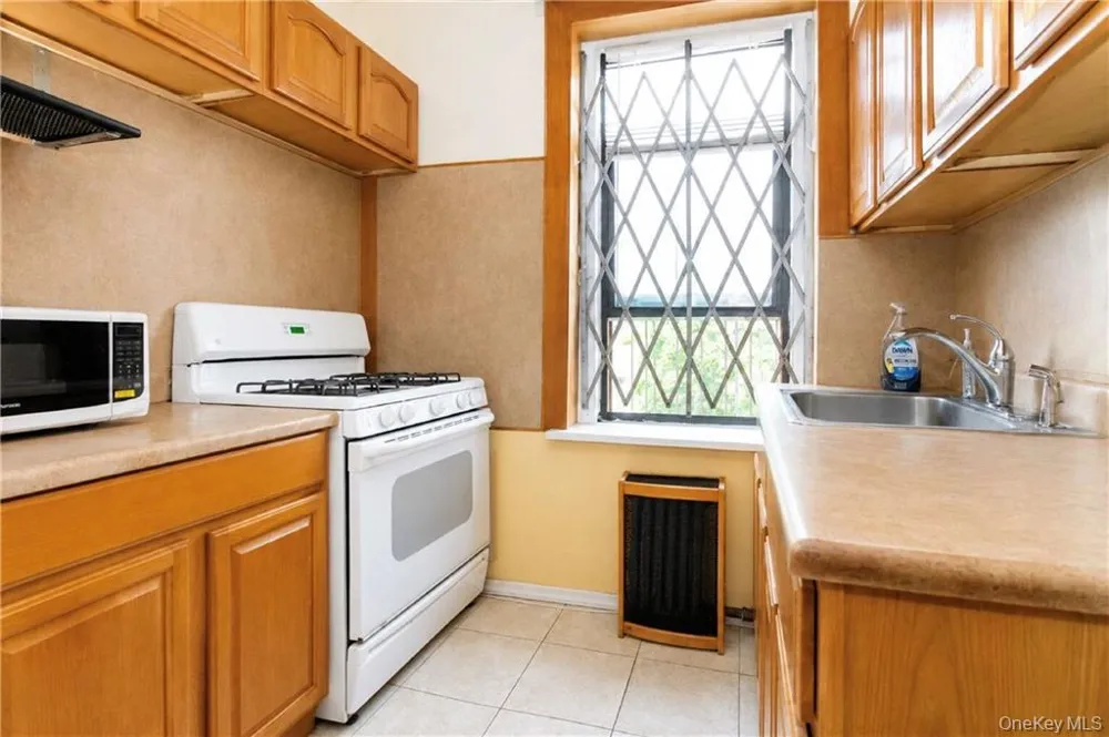 1289 E 19th Street #D4 Brooklyn, NY 11230