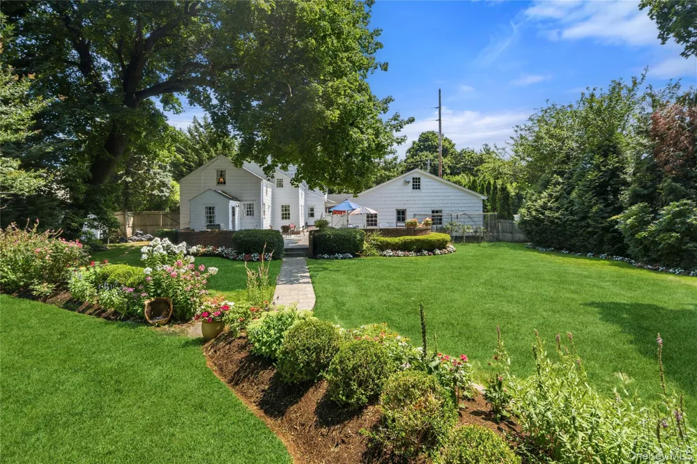 211 Berry Hill Road Syosset, NY 11791
