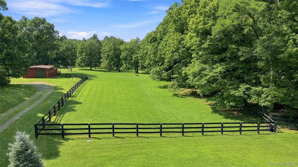 11 Haggerty Hill Road Rhinebeck, NY 12572