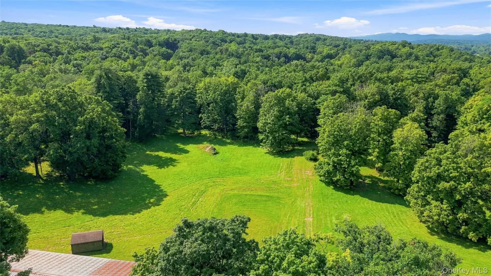 11 Haggerty Hill Road Rhinebeck, NY 12572
