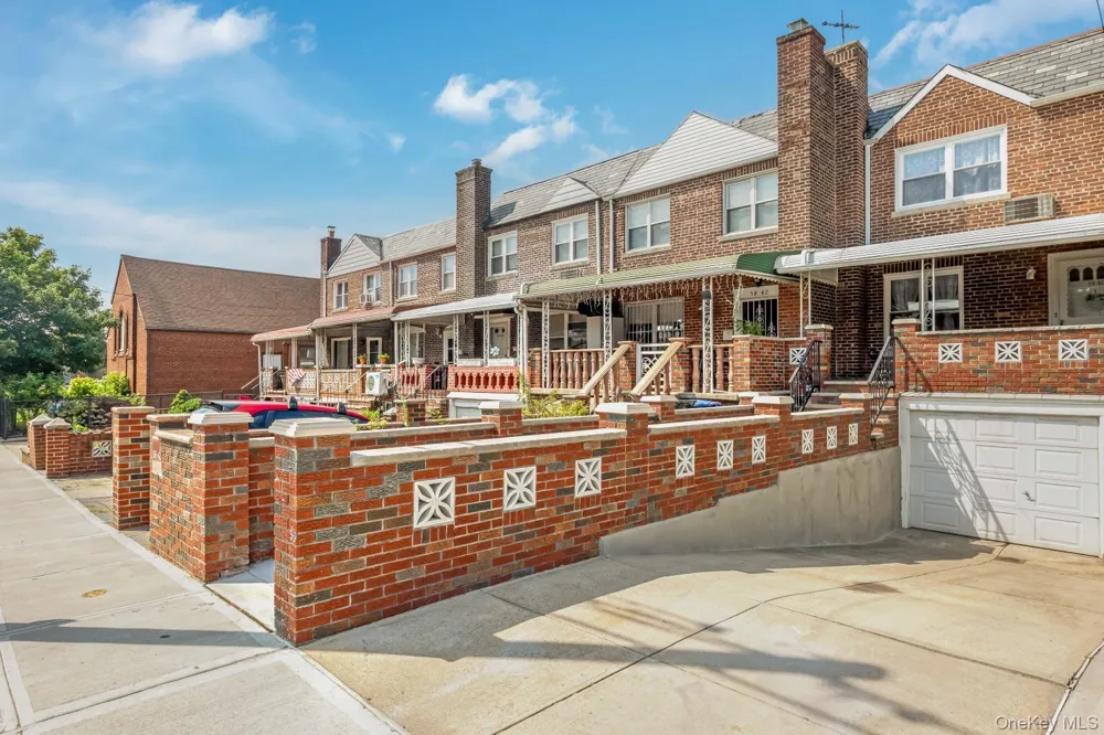 58-40 80th Street Middle Village, NY 11379