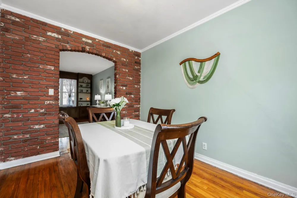 58-40 80th Street Middle Village, NY 11379