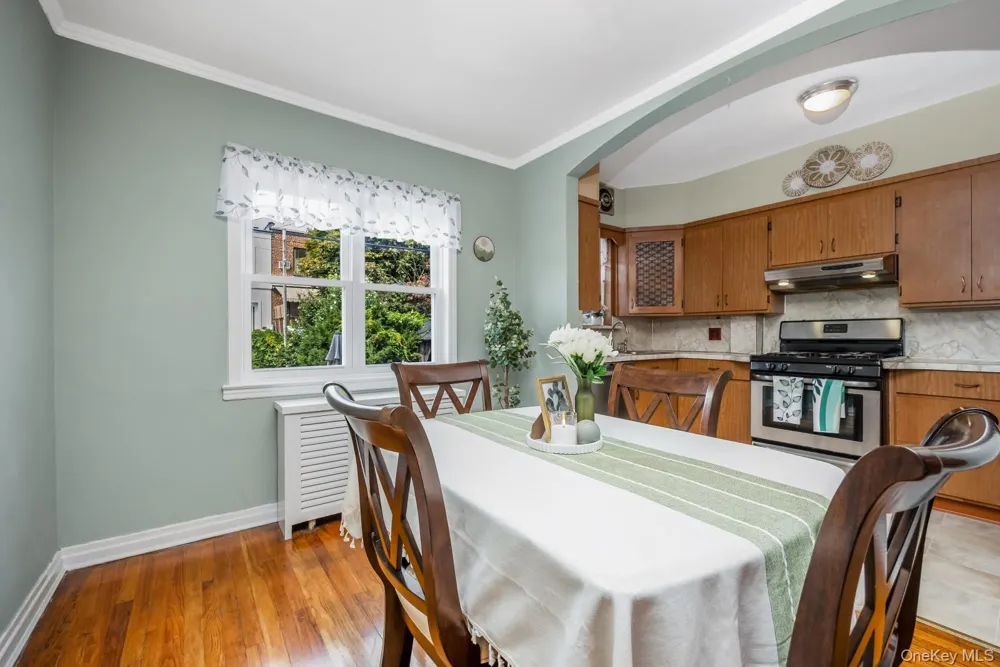 58-40 80th Street Middle Village, NY 11379