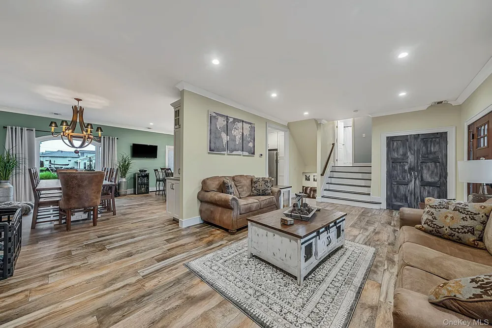 511 Devon Place West Islip, NY 11795