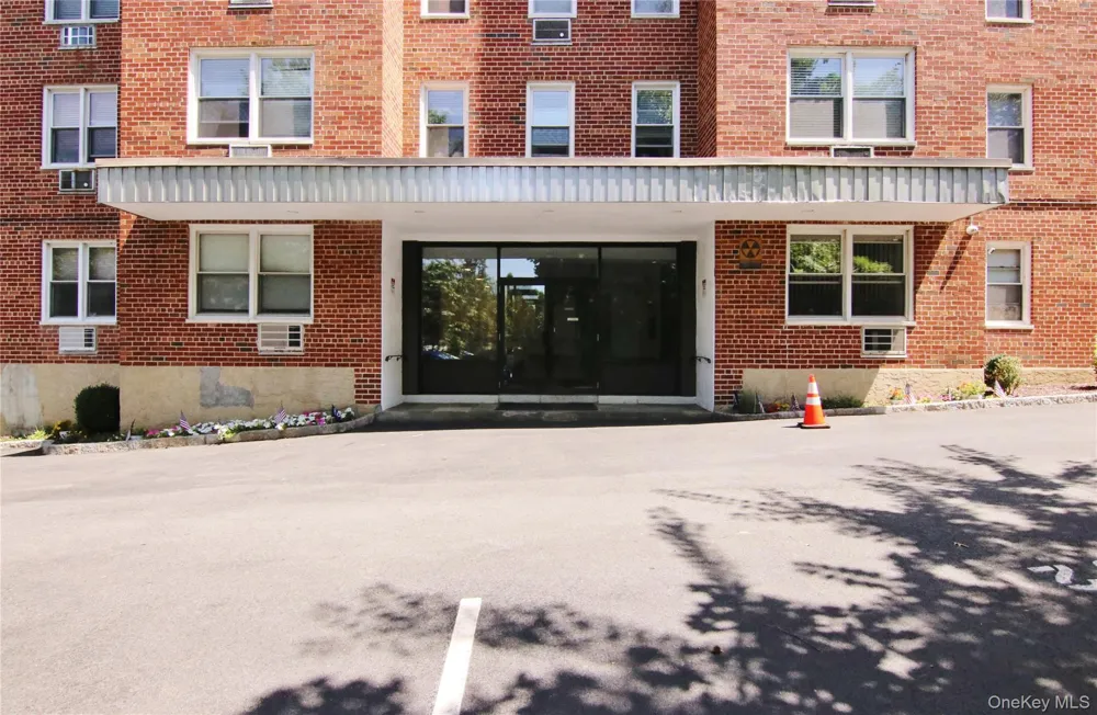 510 Midland Avenue #1A Yonkers, NY 10704