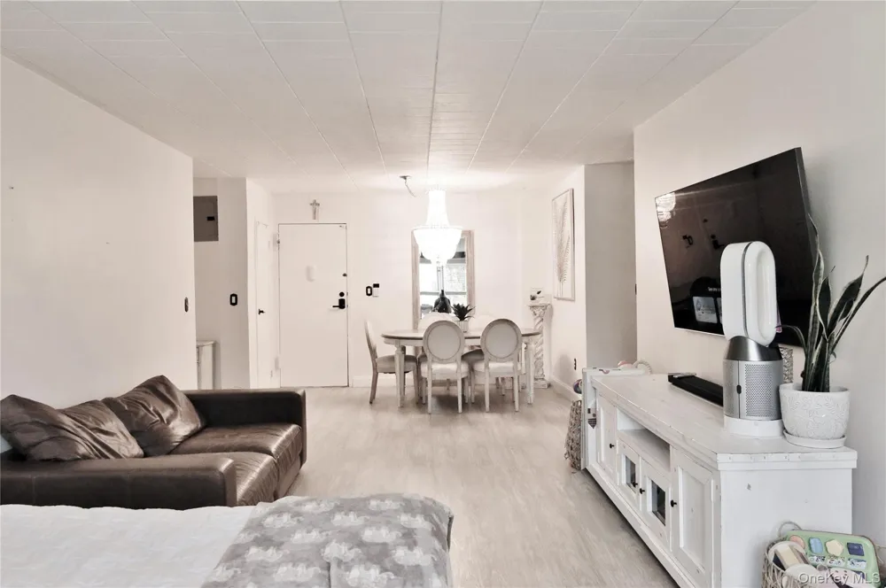 510 Midland Avenue #1A Yonkers, NY 10704