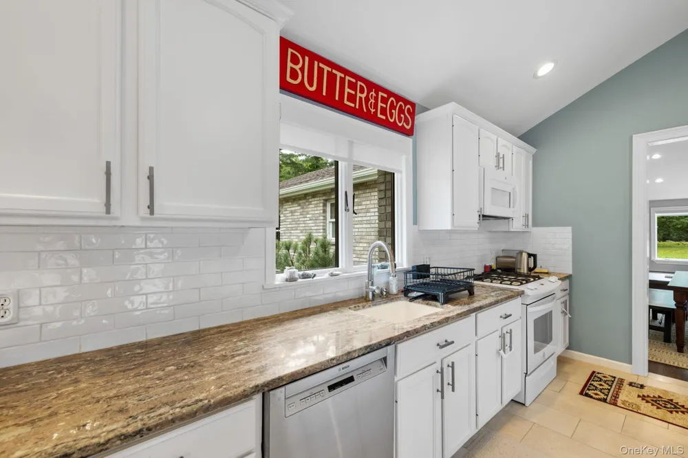 15 Green Hedges Lane Blauvelt, NY 10913