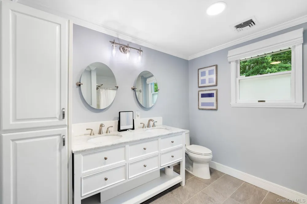 15 Green Hedges Lane Blauvelt, NY 10913