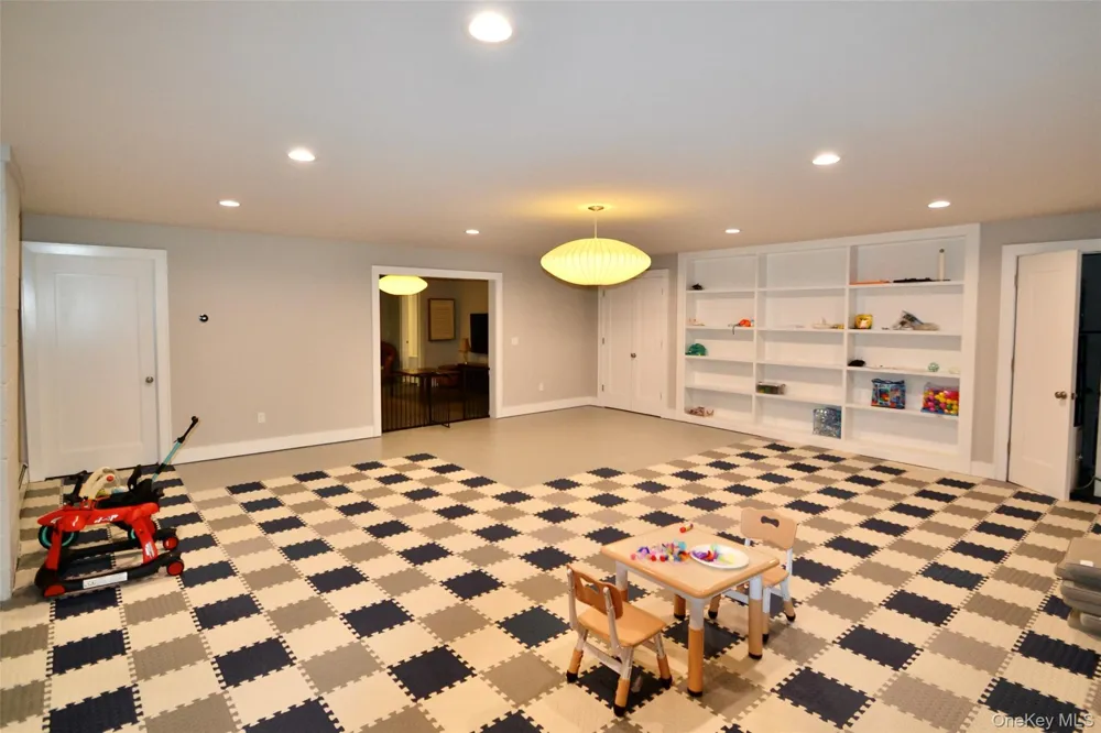 15 Green Hedges Lane Blauvelt, NY 10913