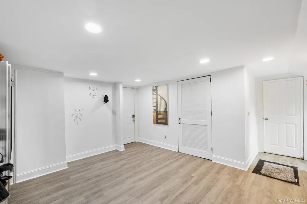 15 Green Hedges Lane Blauvelt, NY 10913