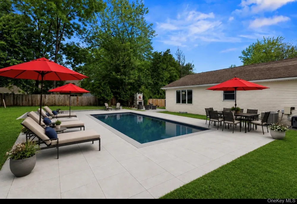 15 Green Hedges Lane Blauvelt, NY 10913