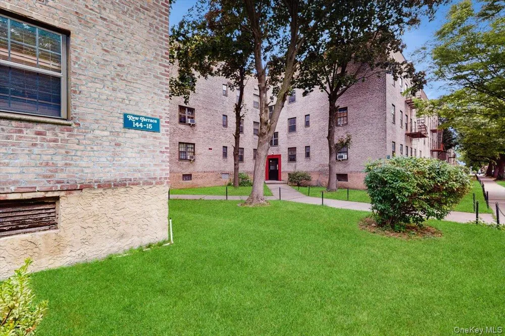 144-15 78th Rd #3A Kew Garden Hills, NY 11367