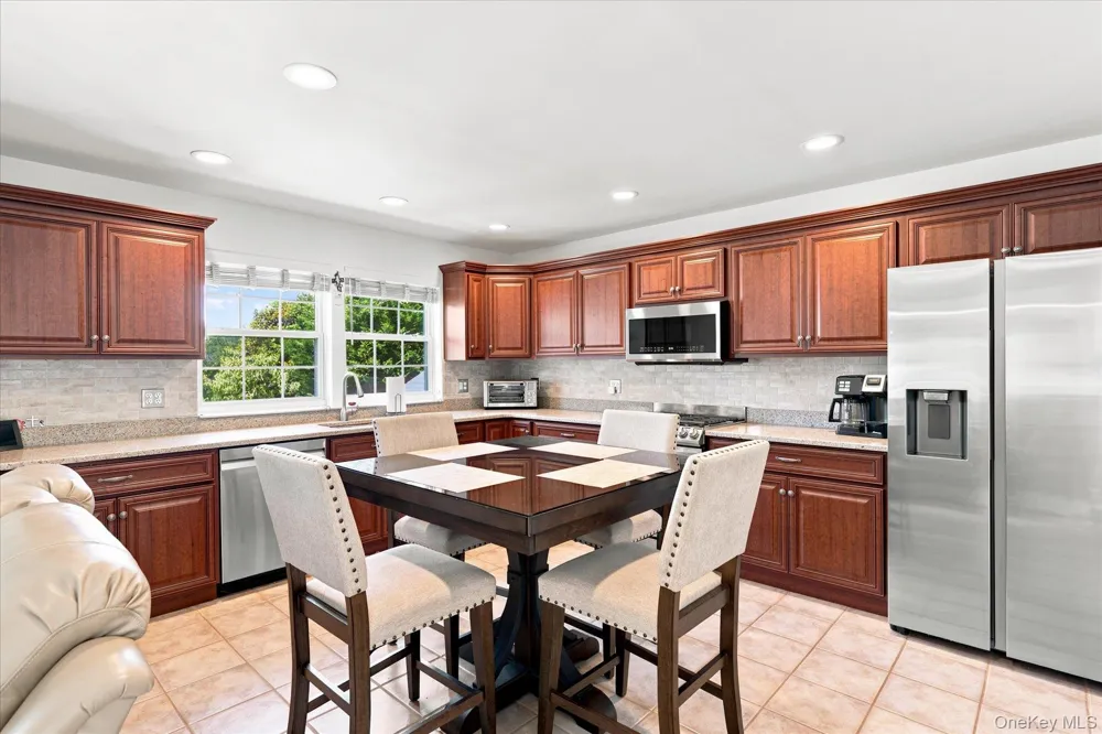 85 Maple Road Rocky Point, NY 11778