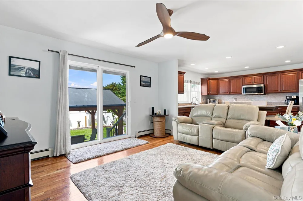 85 Maple Road Rocky Point, NY 11778