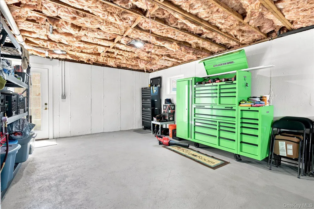 85 Maple Road Rocky Point, NY 11778