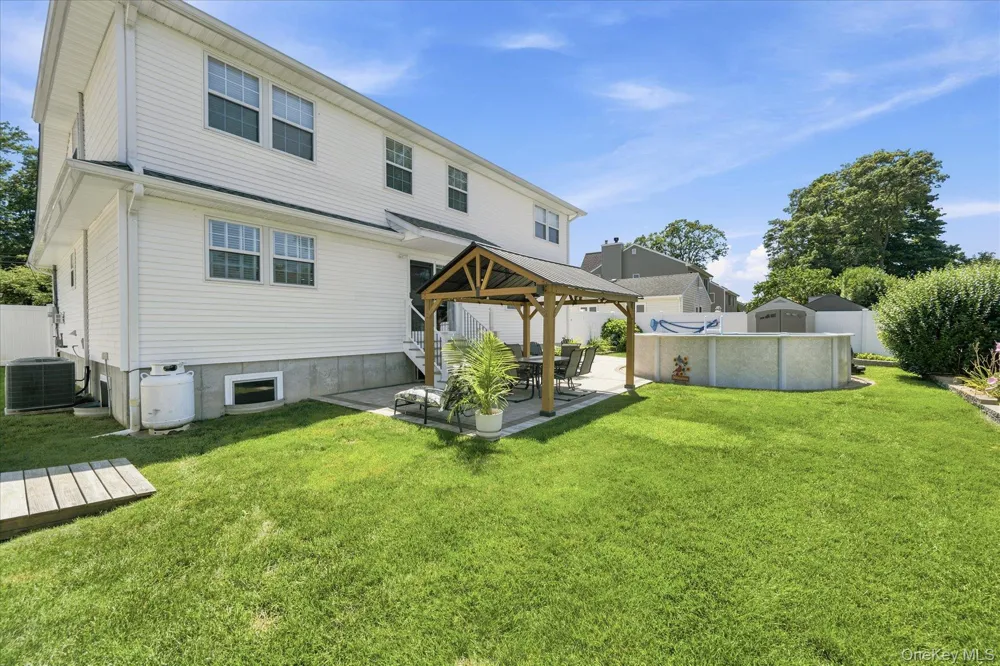 85 Maple Road Rocky Point, NY 11778