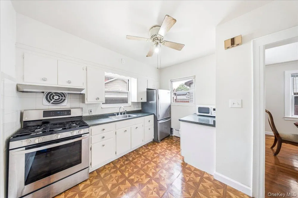 80-25 Woodhaven Boulevard Glendale, NY 11385