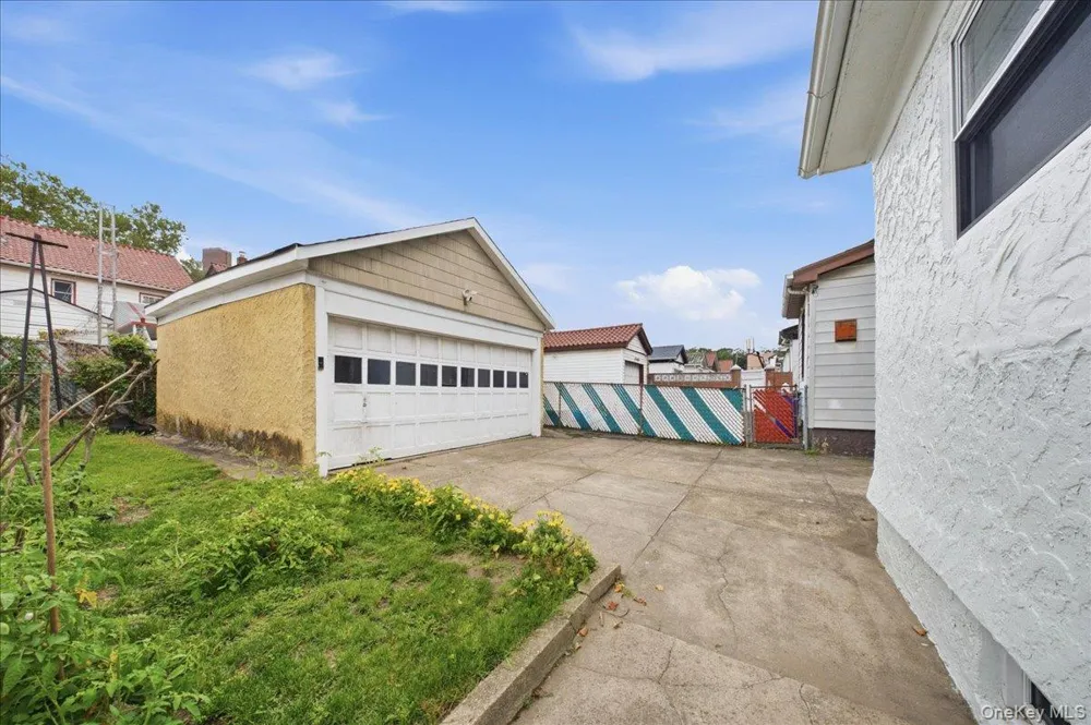 80-25 Woodhaven Boulevard Glendale, NY 11385
