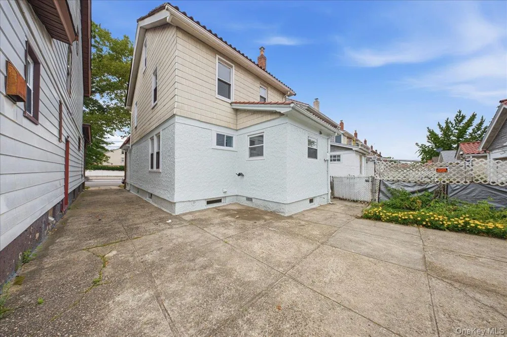 80-25 Woodhaven Boulevard Glendale, NY 11385