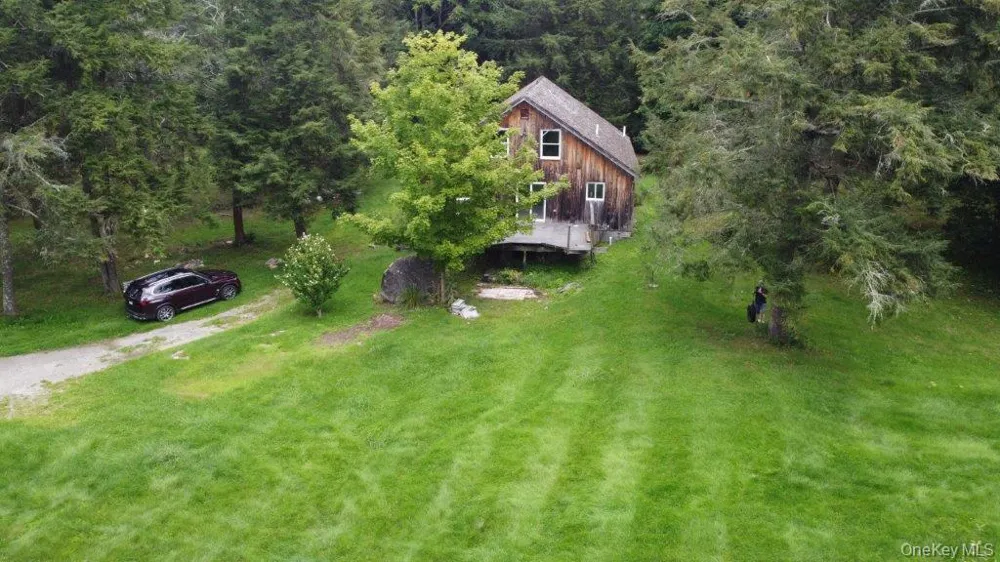 122 Weil Road Wingdale, NY 12594