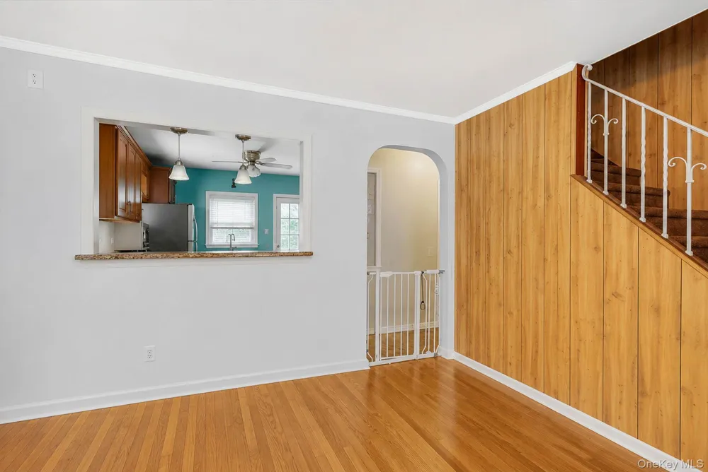 218 Venetian Boulevard Lindenhurst, NY 11757