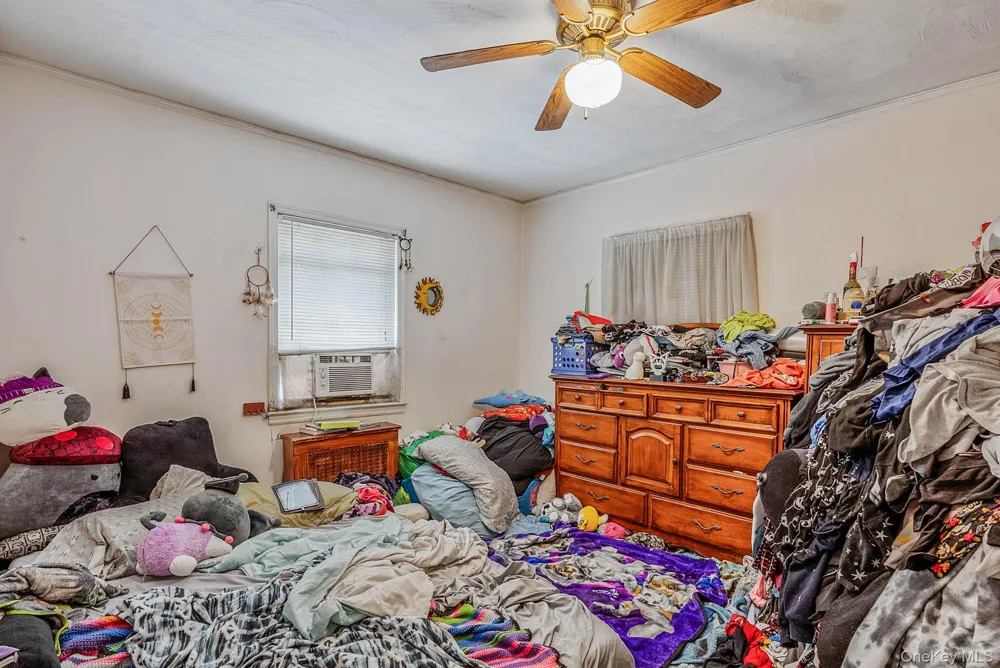 218 Venetian Boulevard Lindenhurst, NY 11757
