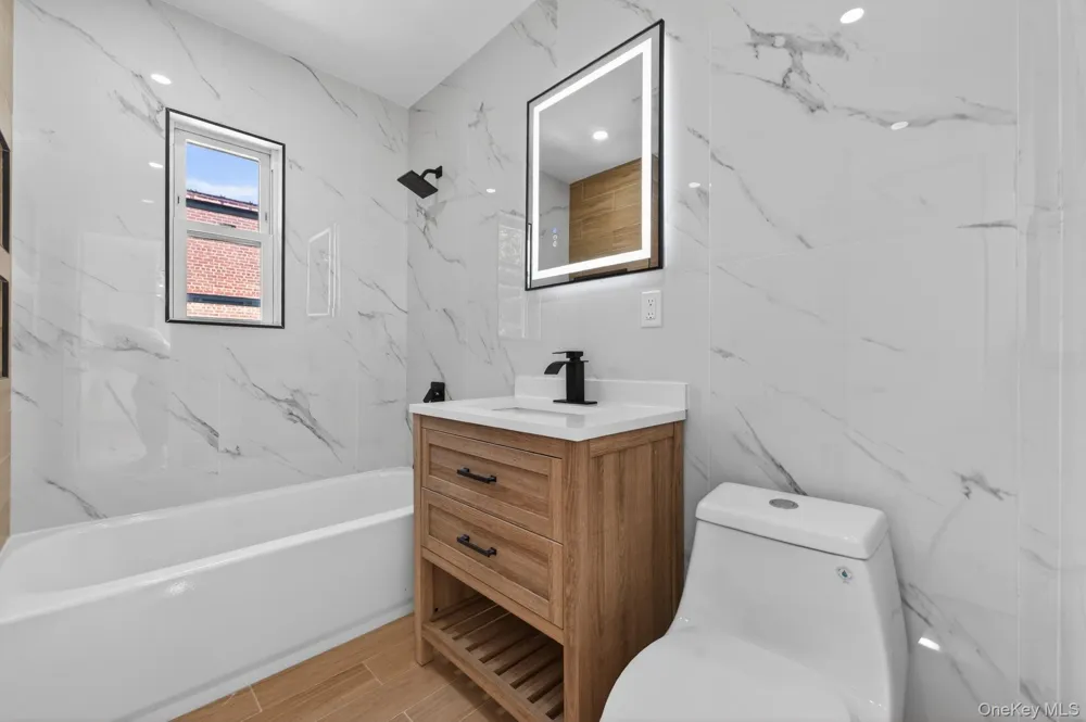 1061 E 218th Street Bronx, NY 10469