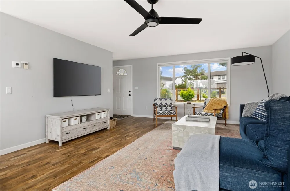 5055 Honeymoon Bay Road Freeland, WA 98249