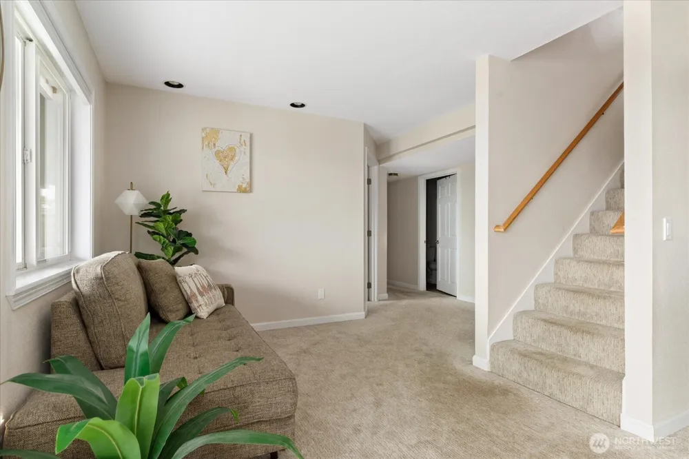 5055 Honeymoon Bay Road Freeland, WA 98249