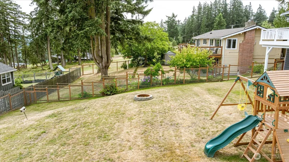 5055 Honeymoon Bay Road Freeland, WA 98249