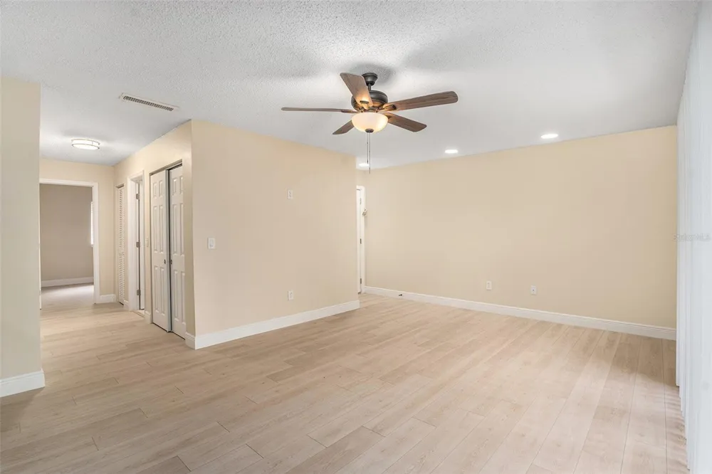 3822 CORTEZ DRIVE #D Tampa, FL 33614