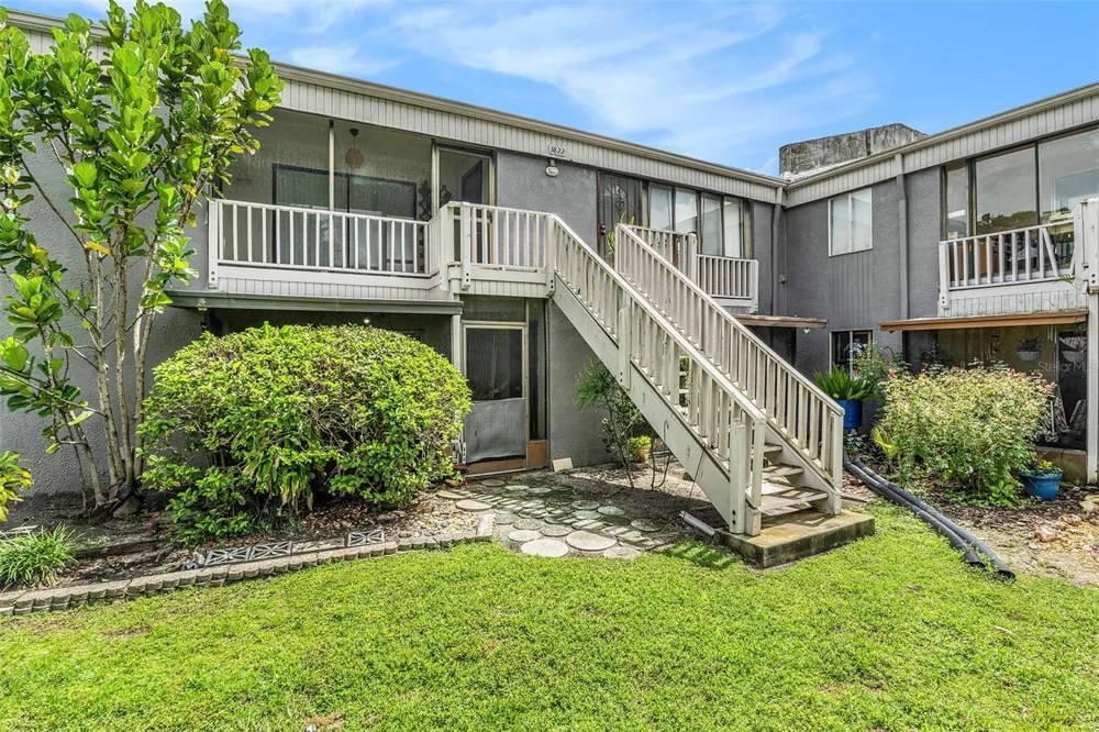 3822 CORTEZ DRIVE #D Tampa, FL 33614