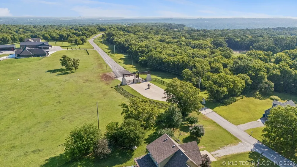 S Ranch Road Collinsville, OK 74021