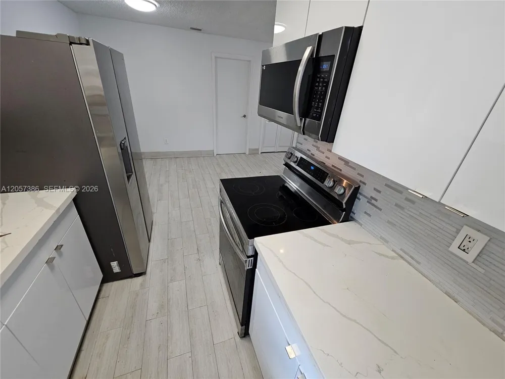 4621 SW 33rd Ave #1 Dania Beach, FL 33312