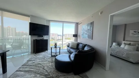 150 Sunny Isles Blvd #1-1202