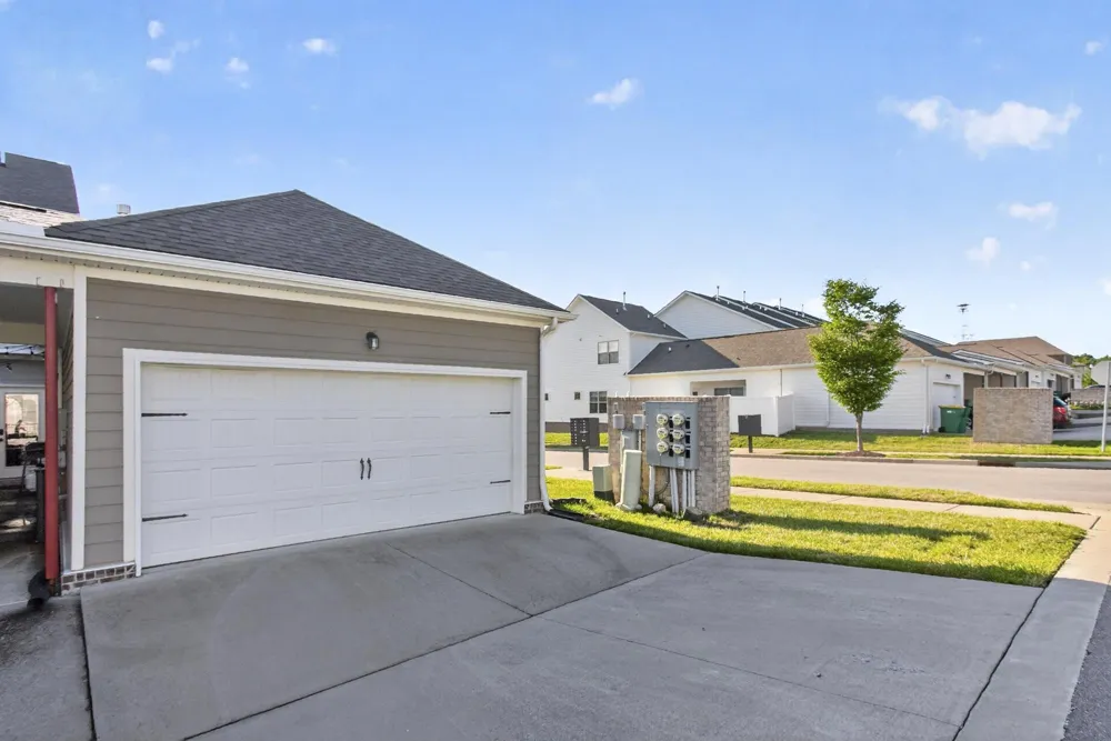 1525 White Tip Ln Antioch, TN 37013